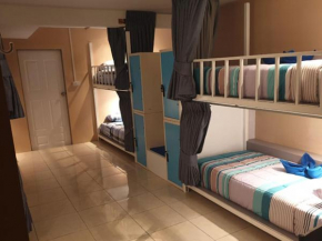 Oasis Hostel & Bar